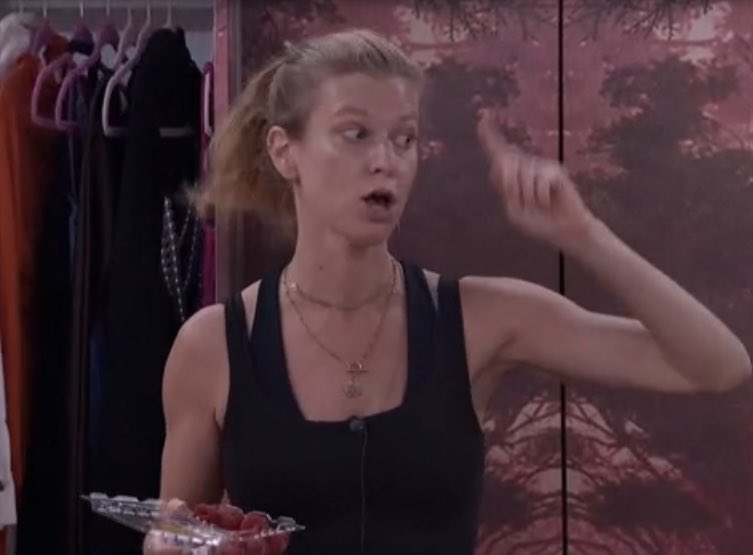 BB_Reax's tweet photo. lecturing/ranting reaction pics continued #bb26 #bb22 #bb16 #cbb2 https://t.co/gf0OsLp5Uk