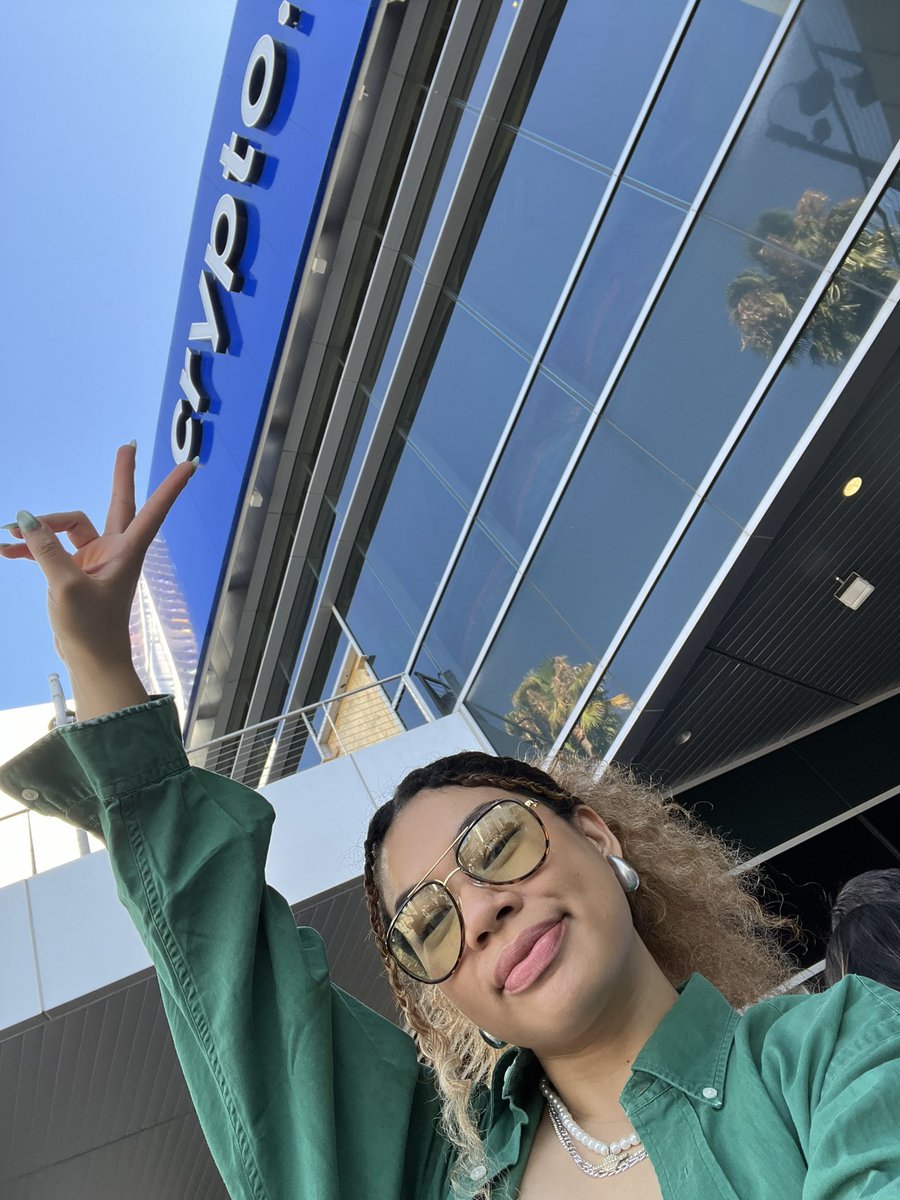 Denim ang peg like Salamin, Salamin for 

#BINI <a href="/BINI_ph/">BINI_PH</a> 
#KCon <a href="/kconusa/">KCON USA</a>