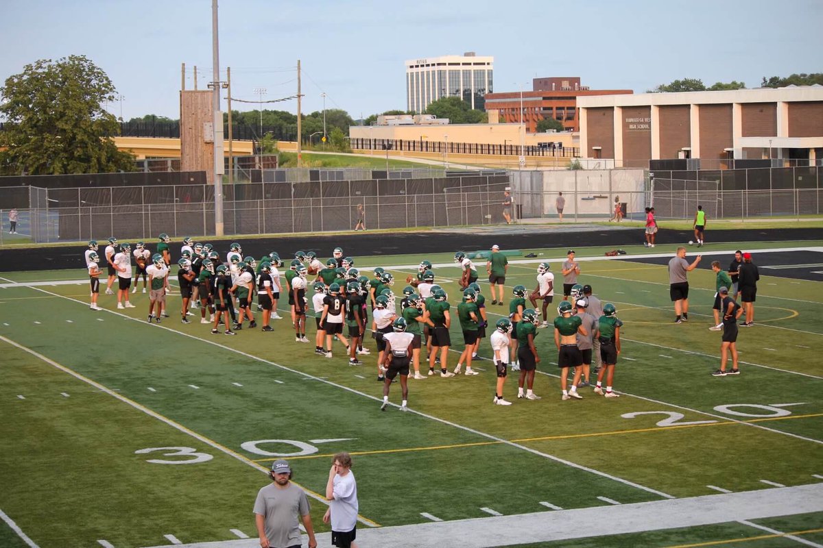 Wauwatosa West Football tweet media