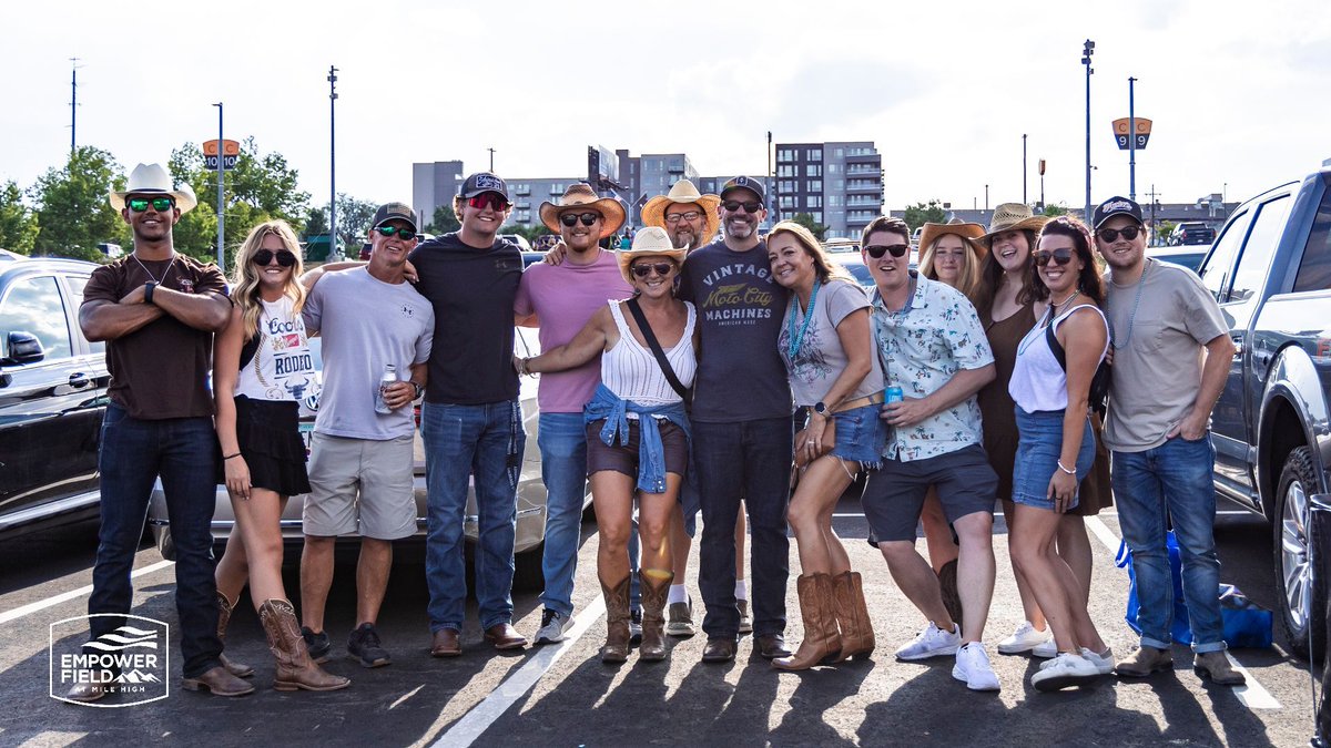 Empower Field at Mile High tweet media