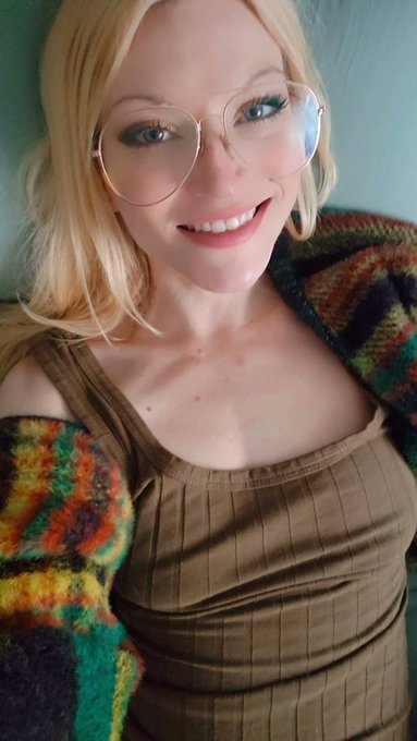 Saturdayyy https://t.co/G2uCNFLdHv