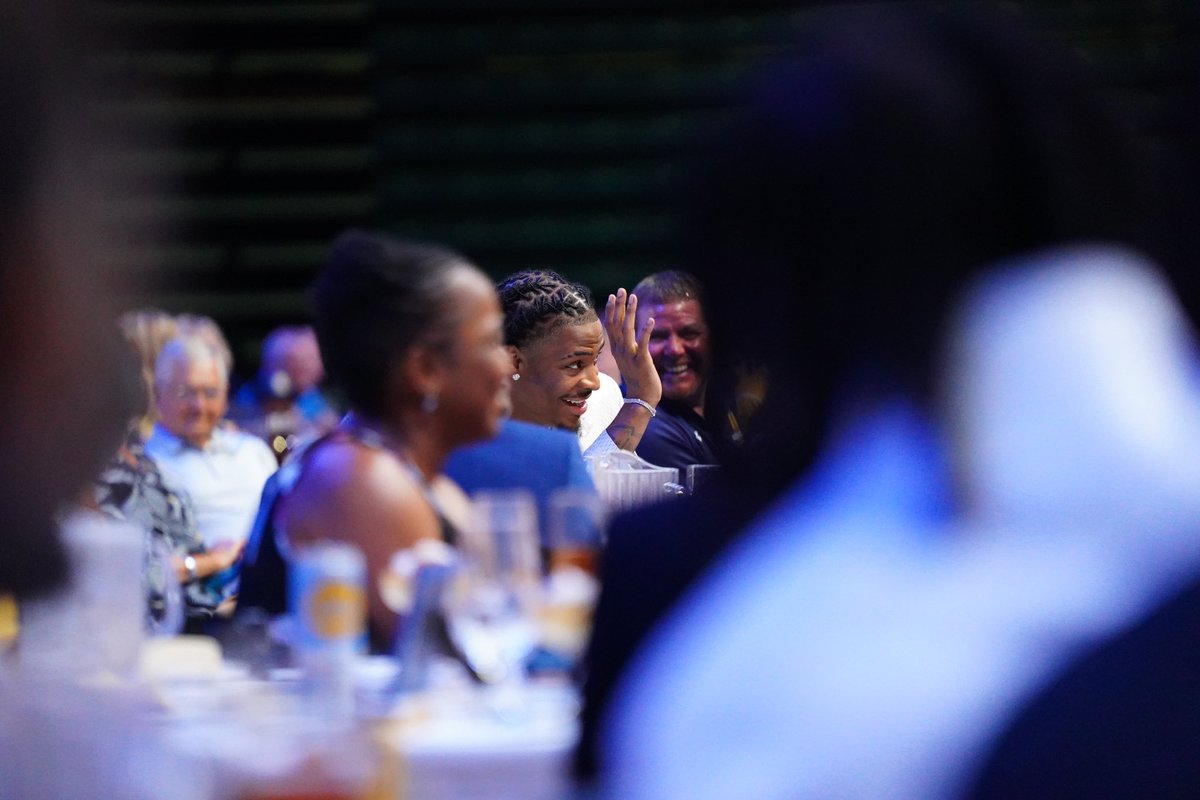 memgrizz's tweet photo. .@JaMorant 
murray state hall of famer. https://t.co/bll9ZJGmEw