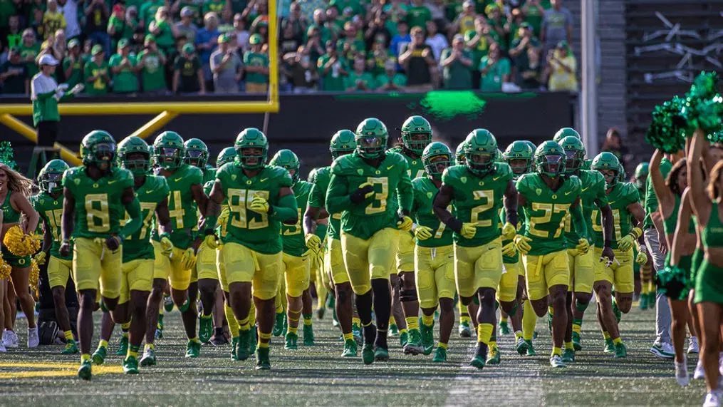 Rocco Graziano (@roccograziano11) on Twitter photo I’m beyond blessed to receive a D1 offer to the University of Oregon!!! <a href="/CoachTinkFB/">Coach Tink</a> <a href="/CoachJoeLorig/">Joe Lorig</a> <a href="/SheldonIrishfb/">☘️ Sheldon HS Football</a> <a href="/oregonfootball/">Oregon Football</a> I’m beyond blessed to receive a D1 offer to the University of Oregon!!! <a href="/CoachTinkFB/">Coach Tink</a> <a href="/CoachJoeLorig/">Joe Lorig</a> <a href="/SheldonIrishfb/">☘️ Sheldon HS Football</a> <a href="/oregonfootball/">Oregon Football</a>