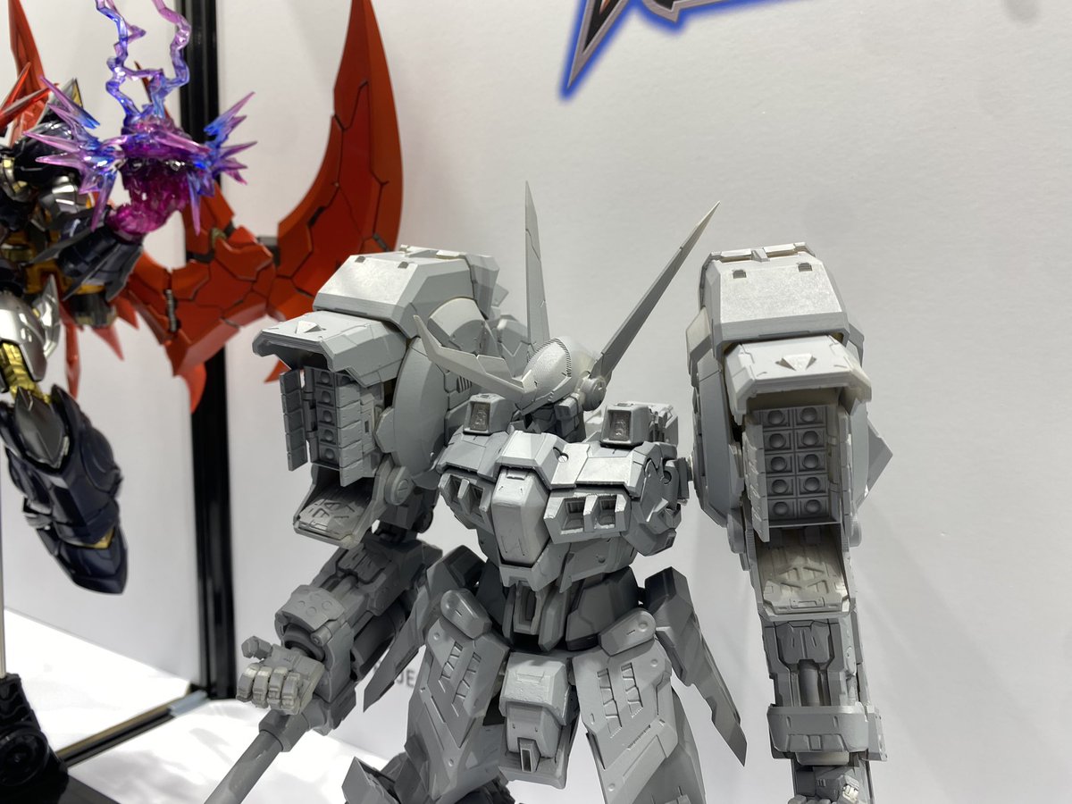 どんな装甲だろうと…撃ち貫くのみ！」 『スーパーロボット大戦OG