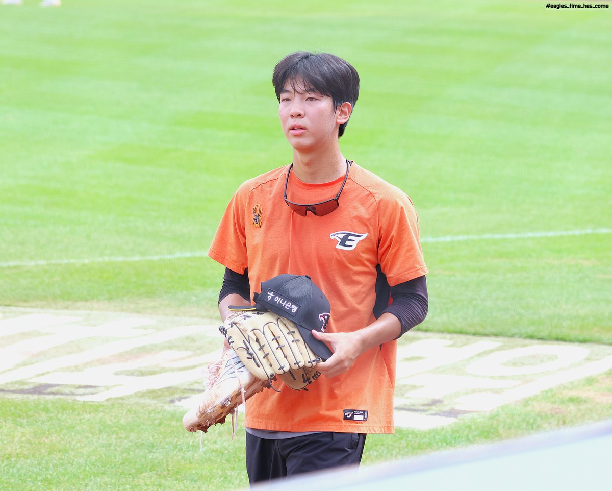 ETSC41's tweet photo. 2024.07.21
#한화이글스 #황준서 #NO_29 https://t.co/eAFuIEMv0h