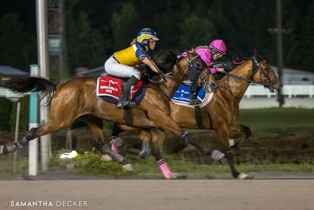 The Davises dominated at tonight's charity match race at <a href="/HarnessSaratoga/">SaratogaHarness</a>!  Robbie won the sulky race driving Cross Creek Samara, and <a href="/jockeykdavis/">Katie Davis McCarthy</a> won the RUS race with Echo de Meautis FR.  Both Davises represented <a href="/KellysAngelsInc/">Kelly's Angels</a>.  Congrats!