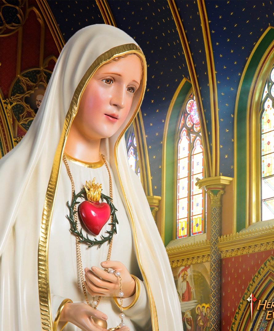 ✝️ Dios te salve, María, 
llena eres de gracia;
el Señor es contigo.
Bendita Tú eres 
entre todas las mujeres,
y bendito es el fruto de tu vientre, Jesús. 

Santa María, Madre de Dios,
ruega por nosotros, pecadores,
ahora y en la hora de nuestra muerte. Amén 🙏