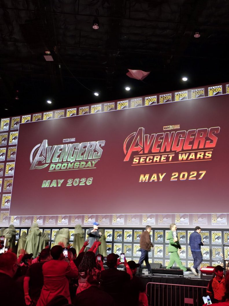 centralmarvete's tweet photo. Os próximos 2 filmes dos Vingadores:

'AVENGERS DOOMSDAY' - maio de 2026
'VINGADORES: GUERRAS SECRETAS' - maio de 2027

Robert Downey Jr será o Doutor Destino.

(@DiscussingFilm) https://t.co/yX1maXQ7Mv