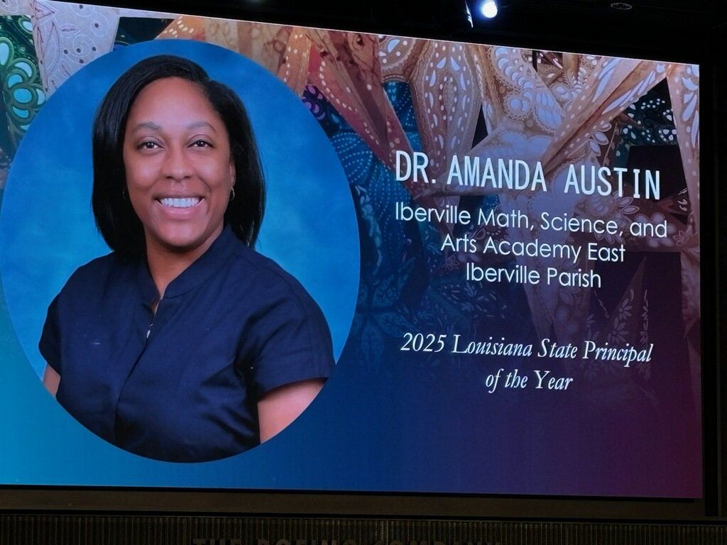 IbervilleSchool's tweet photo. Congratulations, Dr. Amanda Austin, of @MSAEastKnights for being named the 2025 Louisiana State Principal of the Year. Your commitment to the students you serve deserves this recognition. We are proud of you! #MovingForward https://t.co/mmSamyVez1