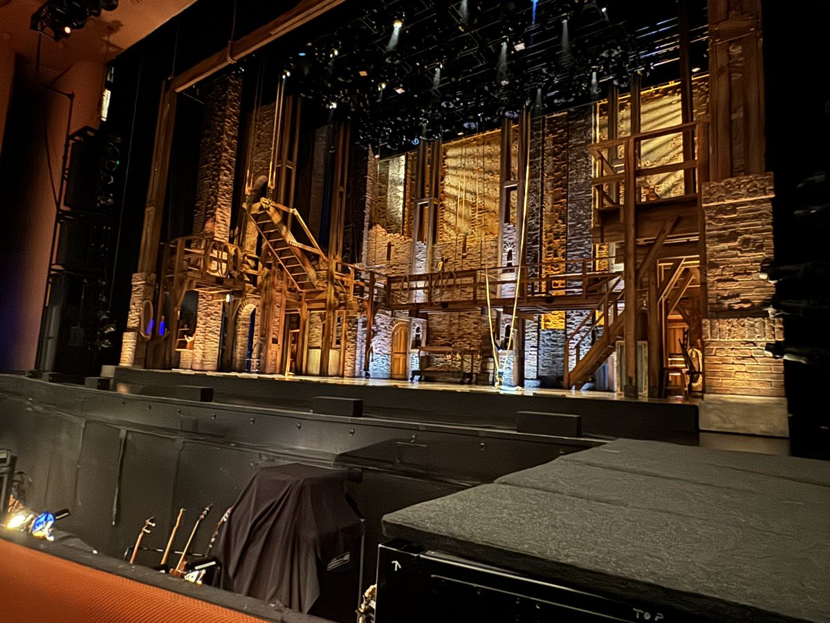 kParx17's tweet photo. One last time ๐ถโญ๏ธ
@HamiltonMusical @ASUGammage
#datenight
#hamiltonlotterywinner https://t.co/FRV4OeEibB