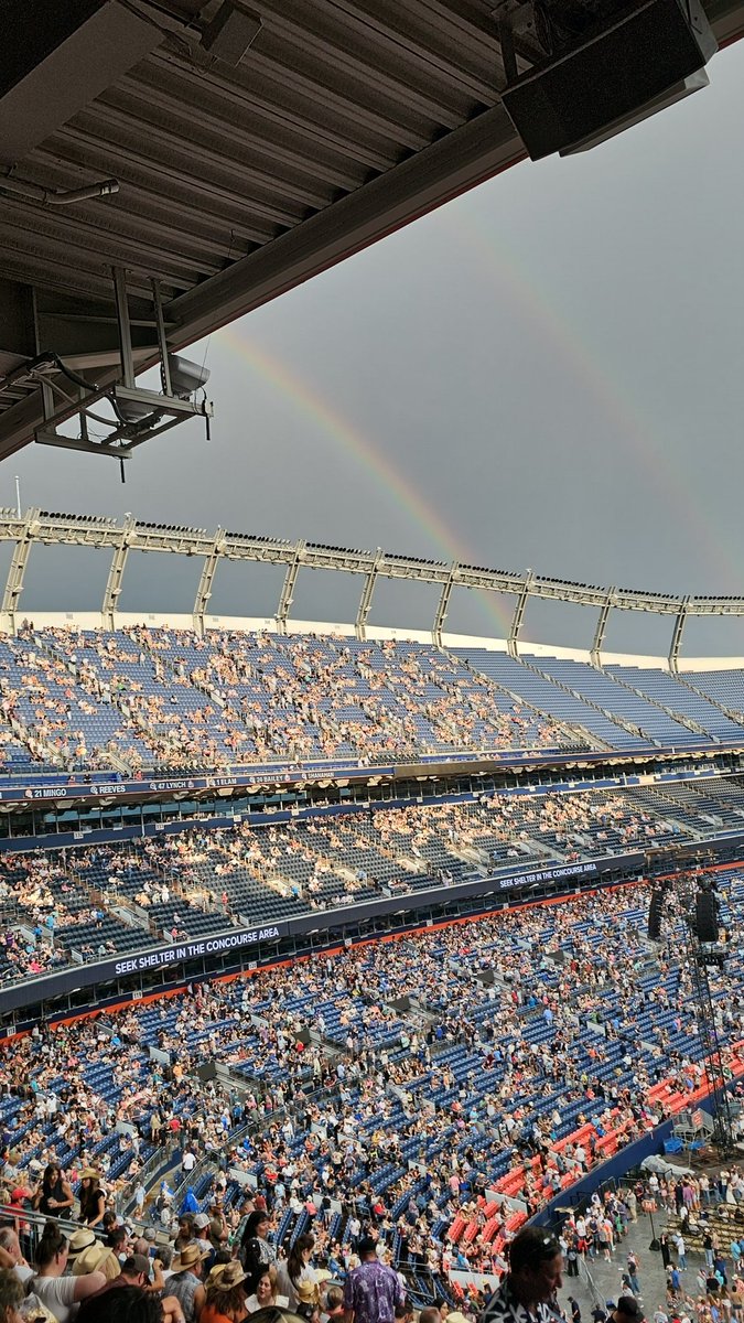 sean middleswart tweet media