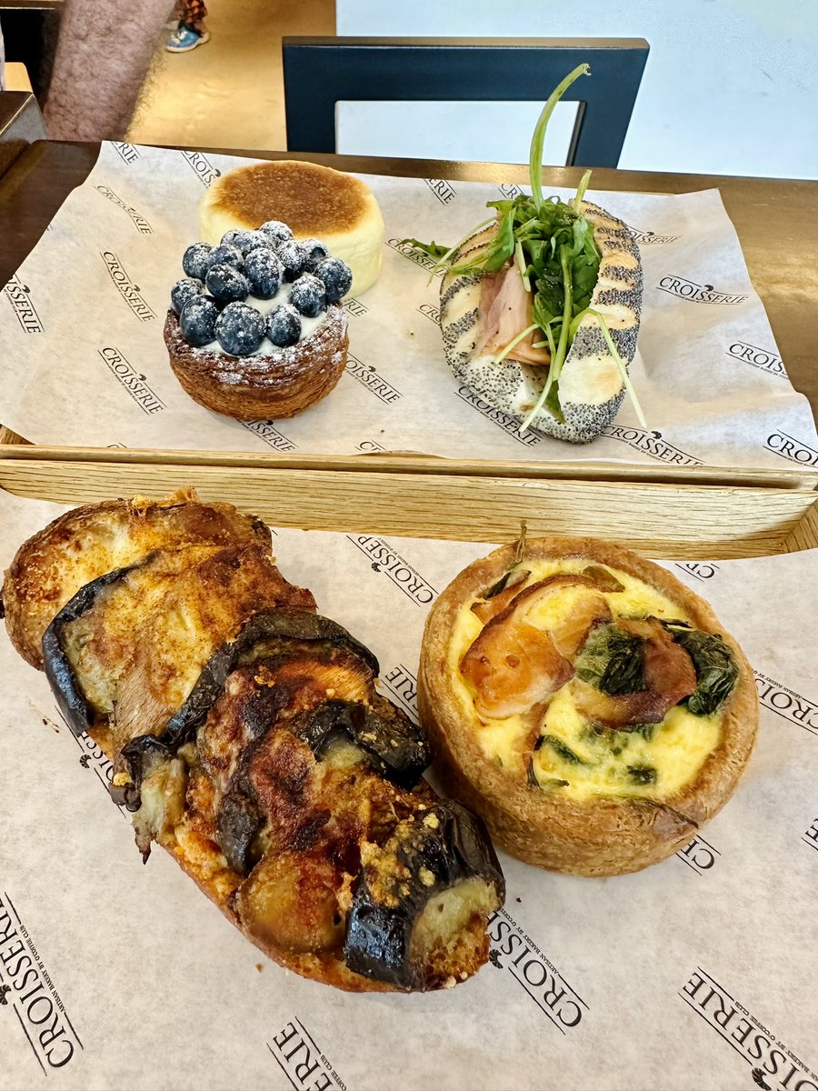 maynuna's tweet photo. Croisserie In KL 🥐☕️ https://t.co/connjE77lk