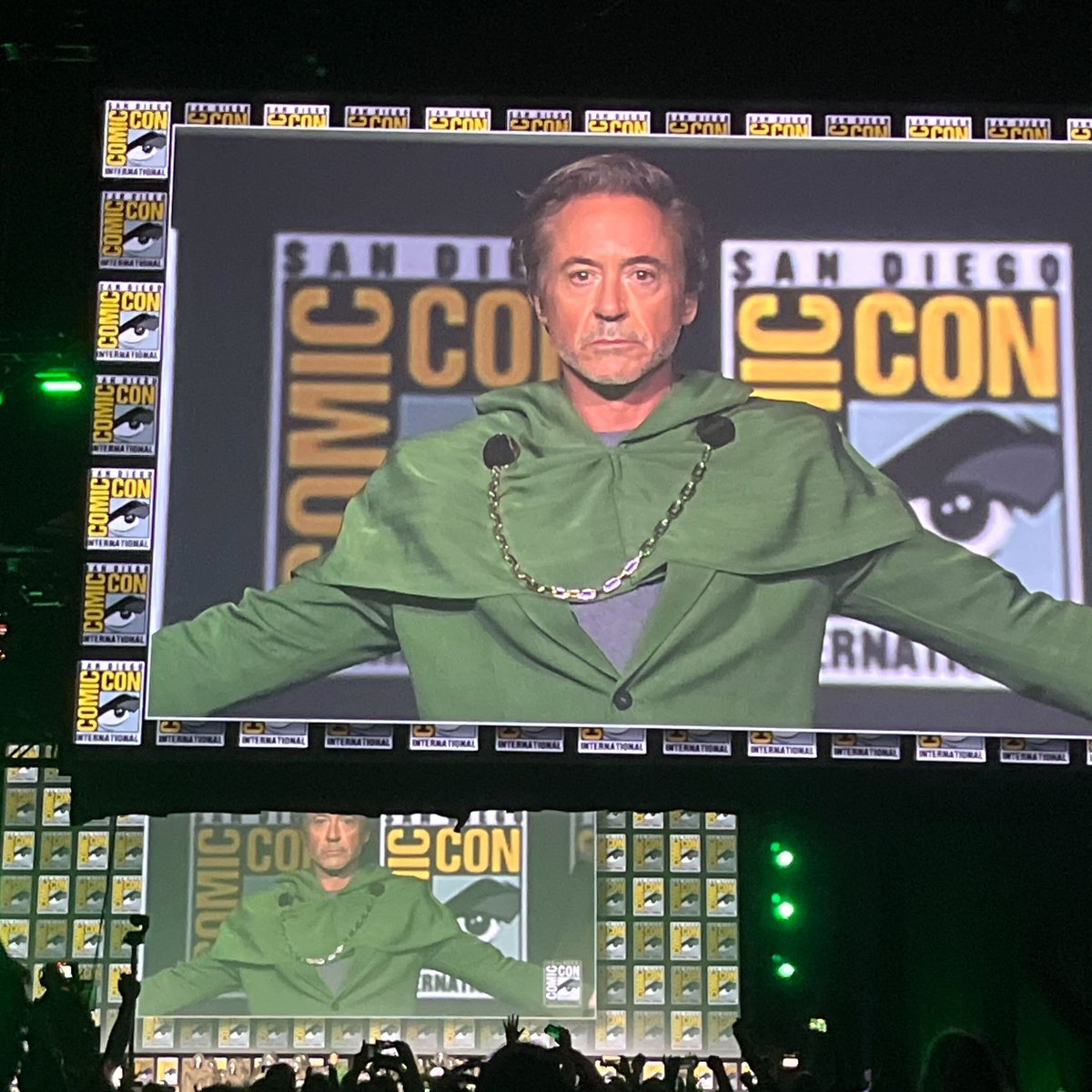 WatchmenID's tweet photo. Robert Downey Jr kembali ke MCU
Sebagai Doctor Doom! https://t.co/Vezf8p0Zy2