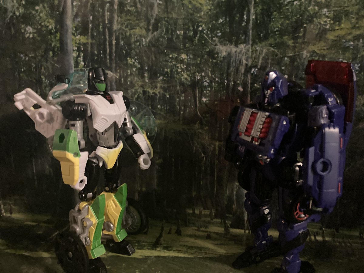 DinobotSnarl's tweet image. #TransformersLegacyEvolution G2 Laser Cycle