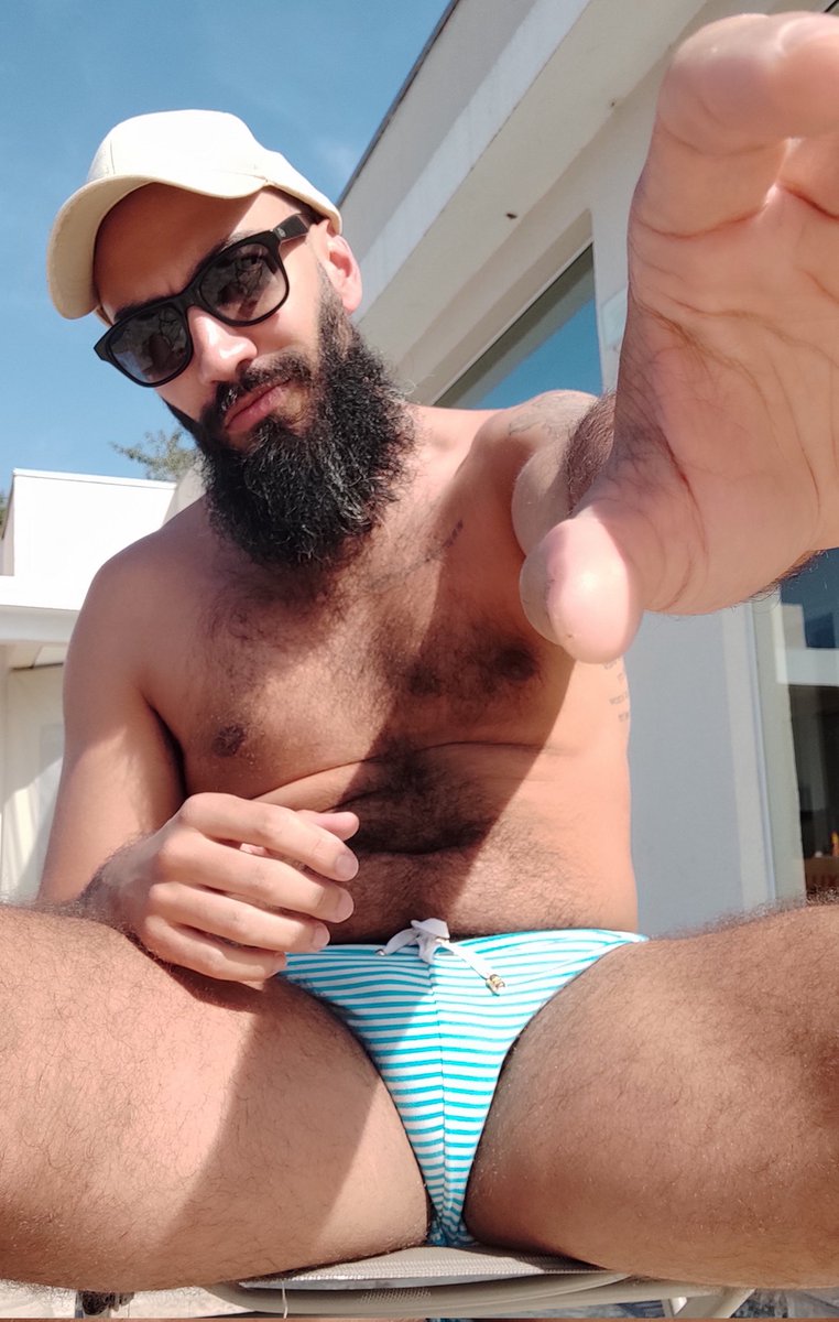 plexossolar's tweet image. coxudo and peludo 😌