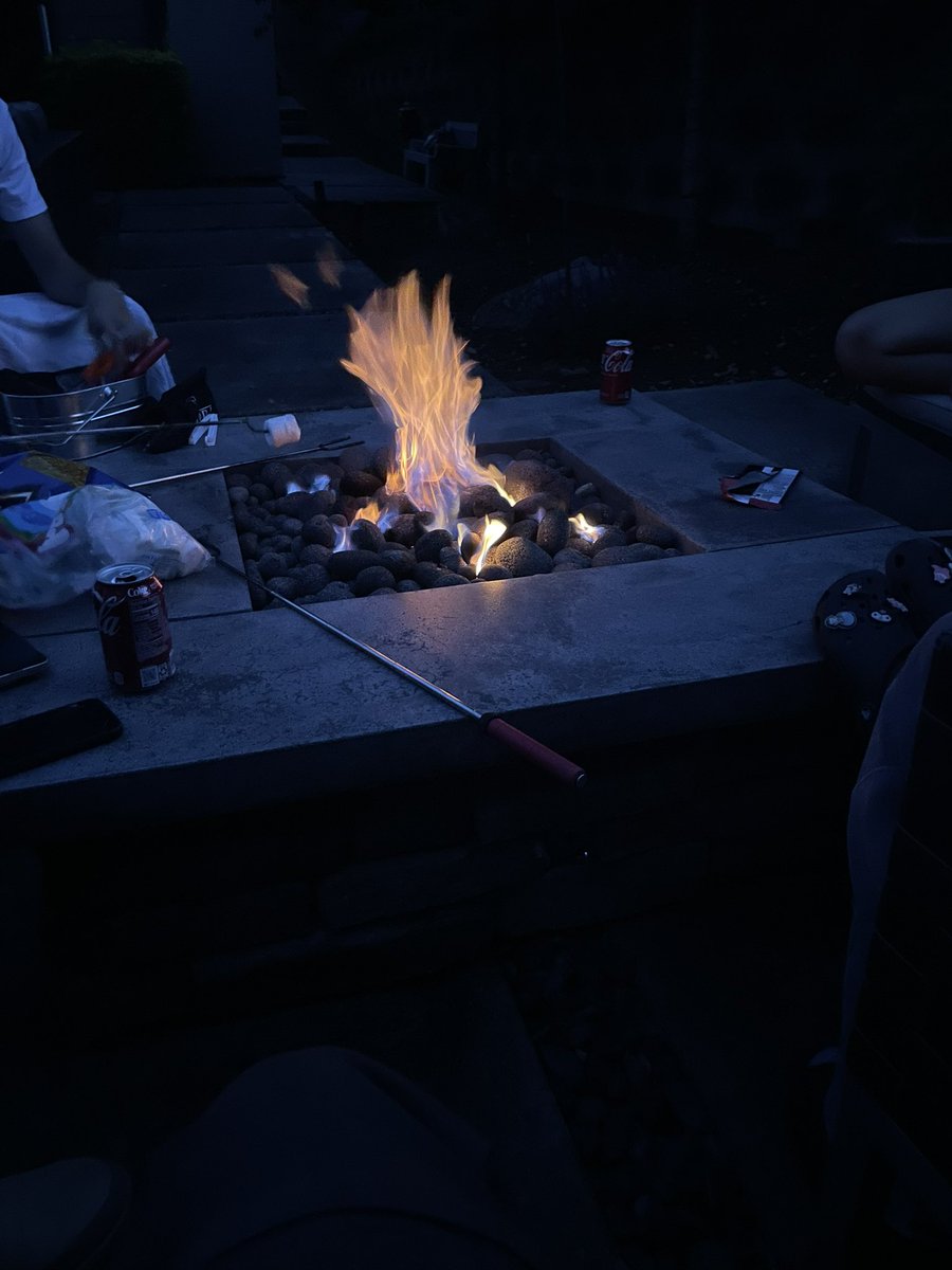 Illuminate tweet media