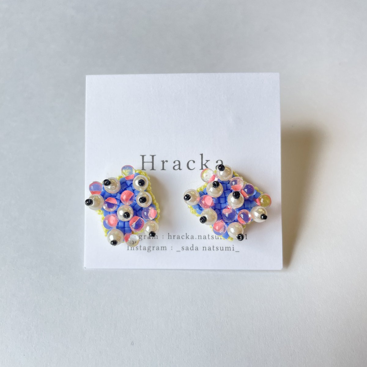 taiyounome2019's tweet photo. Hracka ビーズ刺繍ピアス 販売中!
ムシのような🐞
ウミウシのような🪸
つぶつぶビーズが丁寧に縫い込まれた、立体的なピアス🌟
※イヤリング交換不可
¥3,300〜3,850
🌐通販できます
https://t.co/NNaUCXtC3D
#フラチュカ
#hracka https://t.co/mf8fgt55qv