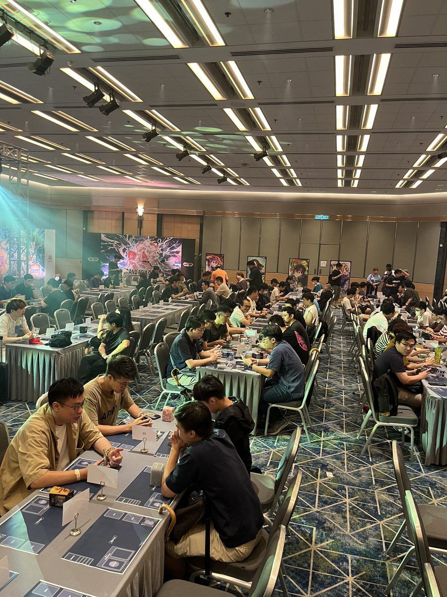 TFDtcg's tweet photo. Digimon 2024 Hong Kong GAO starting soon! 

~180+ players, 32 make top cut, Team FD let’s go!! 

#digimontcg #TeamFD #數碼暴龍 #優勝 #digimon #digimoncardgame #dtcg #デジカ #デジモンカードゲーム https://t.co/nwssh4crK6