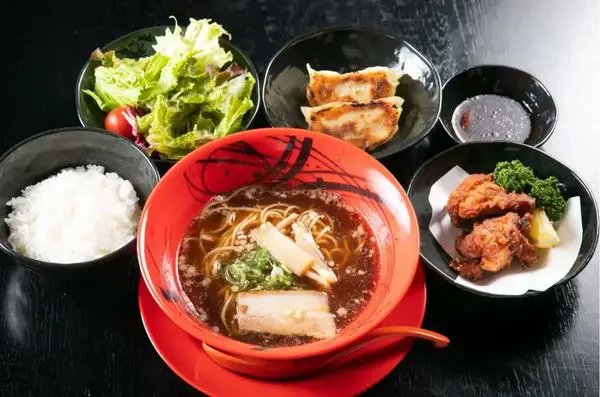 rainbow5832's tweet photo. 麺・餃・揚 GAKU(滋賀県草津市) https://t.co/TxKZ6Ka2kD