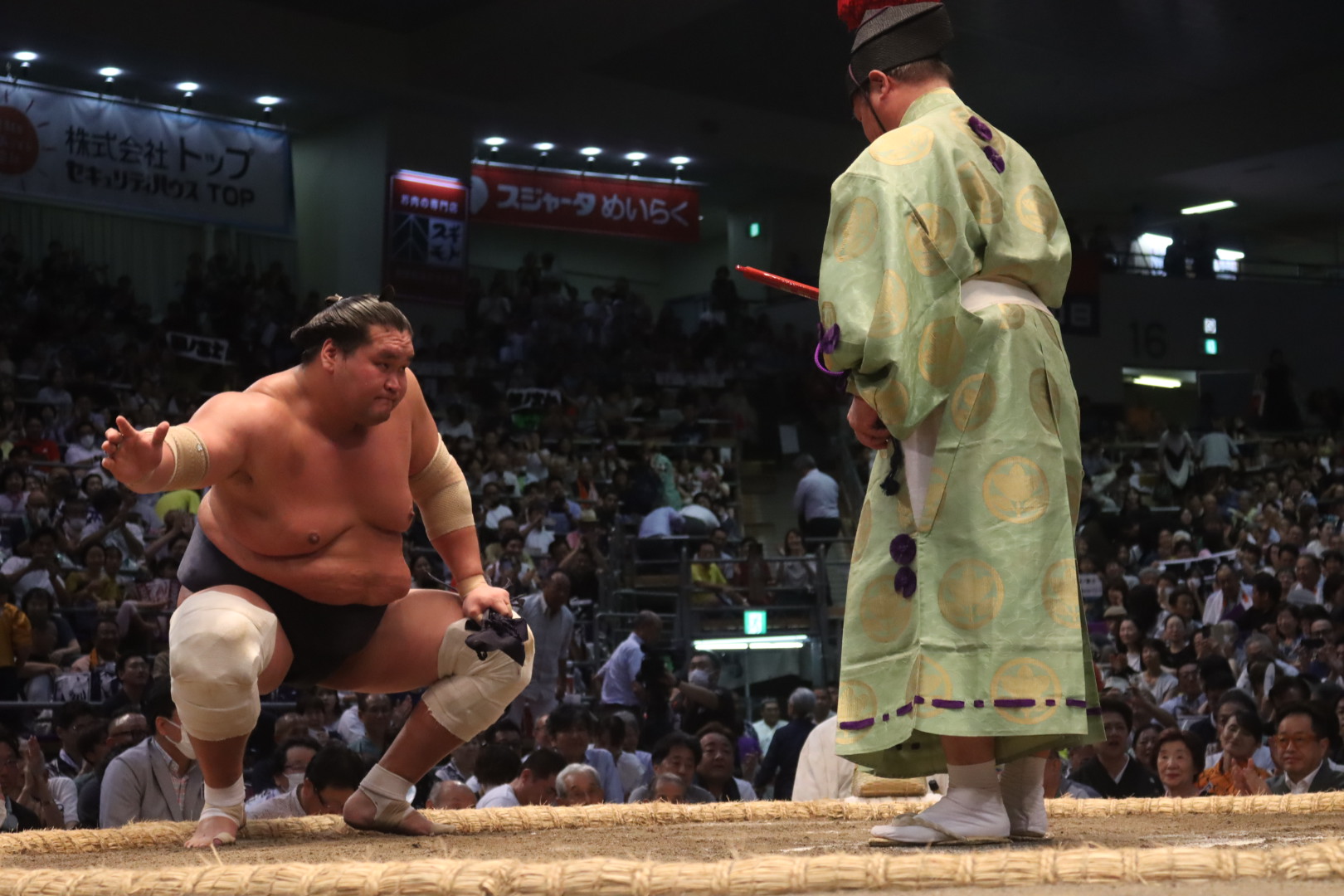 メル55507です。照ノ富士 2点 動画】【相撲協会 二日目の一番！】 横綱・照ノ富士-前1・霧馬山