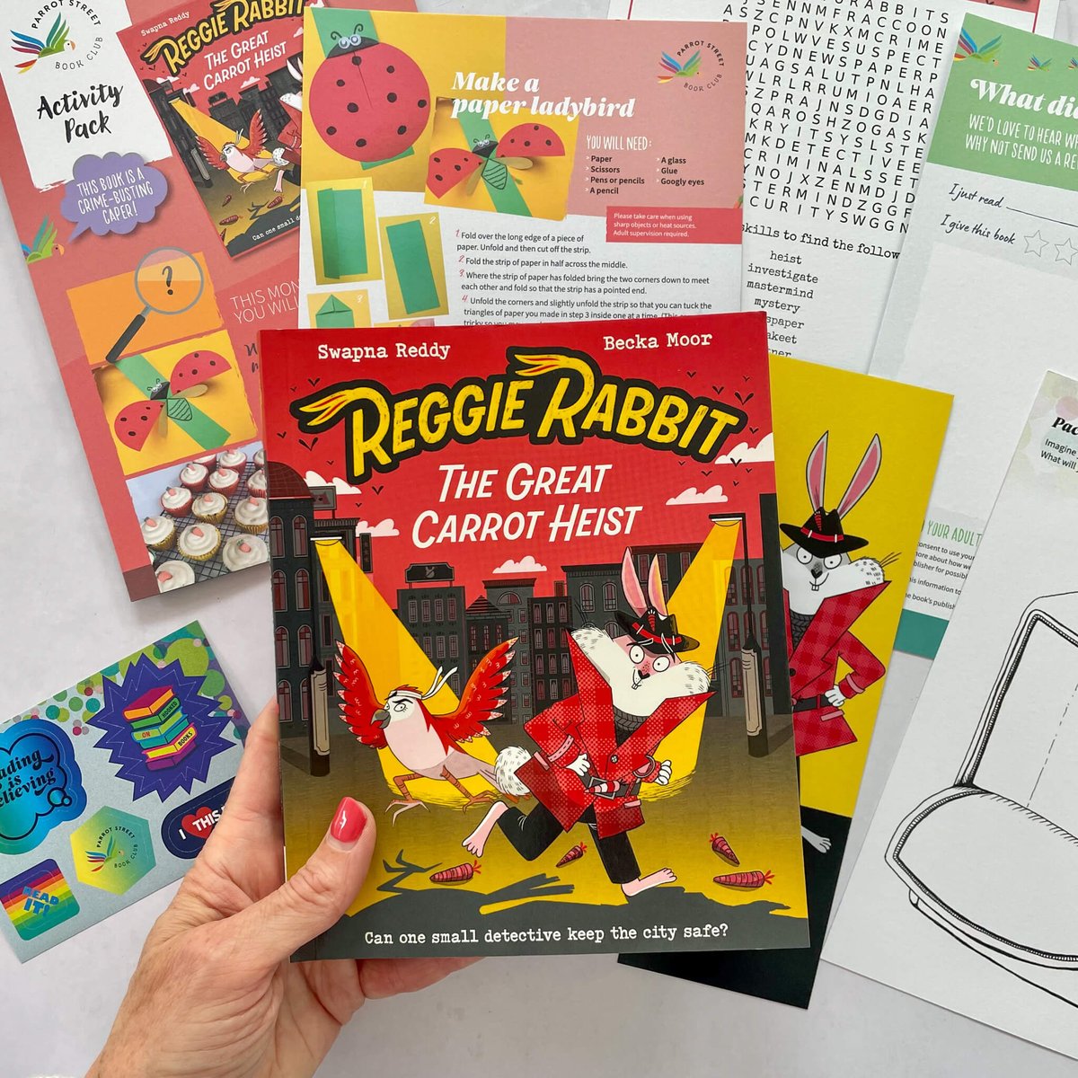 parrot_street's tweet photo. #ReggieRabbit & his sidekick Pipsquark had us laughing out loud with their crime-busting capers 🥕 An easy pick for our Parakeet boxes this month 😍
https://t.co/80tUwisTdx
@SwapnaHaddow #kidsbooks https://t.co/wdW7pknEjR