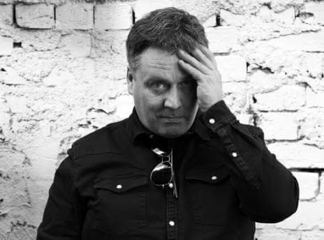 Very sad news to hear x 
I will treasure all the great chats I had with Martin, on and off the radio. 
Not only an excellent musician, but a very quick, funny human too. 
Rest in Peace <a href="/TheChills/">T H E  C H I L L S</a>