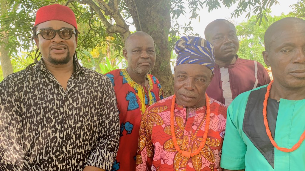 NnaaMehnTv's tweet image. It’s not going to be easy, but it’s possible.
The IGBO indigenous people of Benue State, Ado Local Government Area.
Uniting Ndi Igbo is a task we all must carry. Support us on the front line.
#igboaid
#unifyigbosnow
Unify IGBOS Now