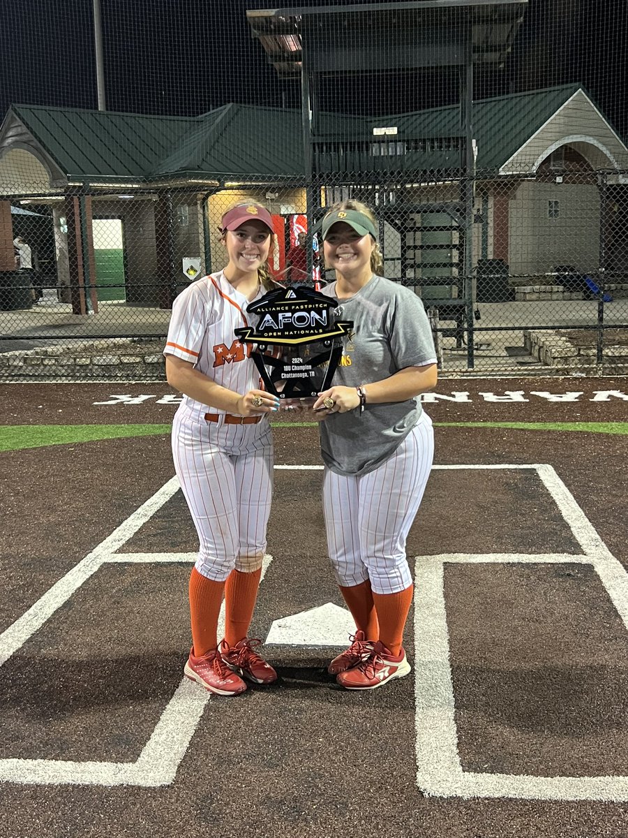 escobar2024's tweet photo. AFON NATTY CHAMPS!! It’s ring season…. 💍💍💍 What a way to go out of travel ball! https://t.co/FTQtHT52SJ
