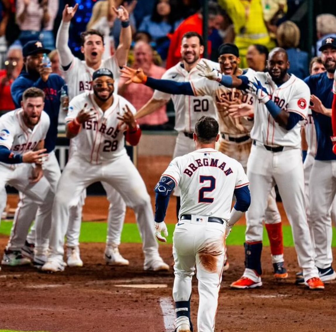 michaelschwab13's tweet photo. All the guys doing the "should have walked me" haha https://t.co/iAIrcHLo2S