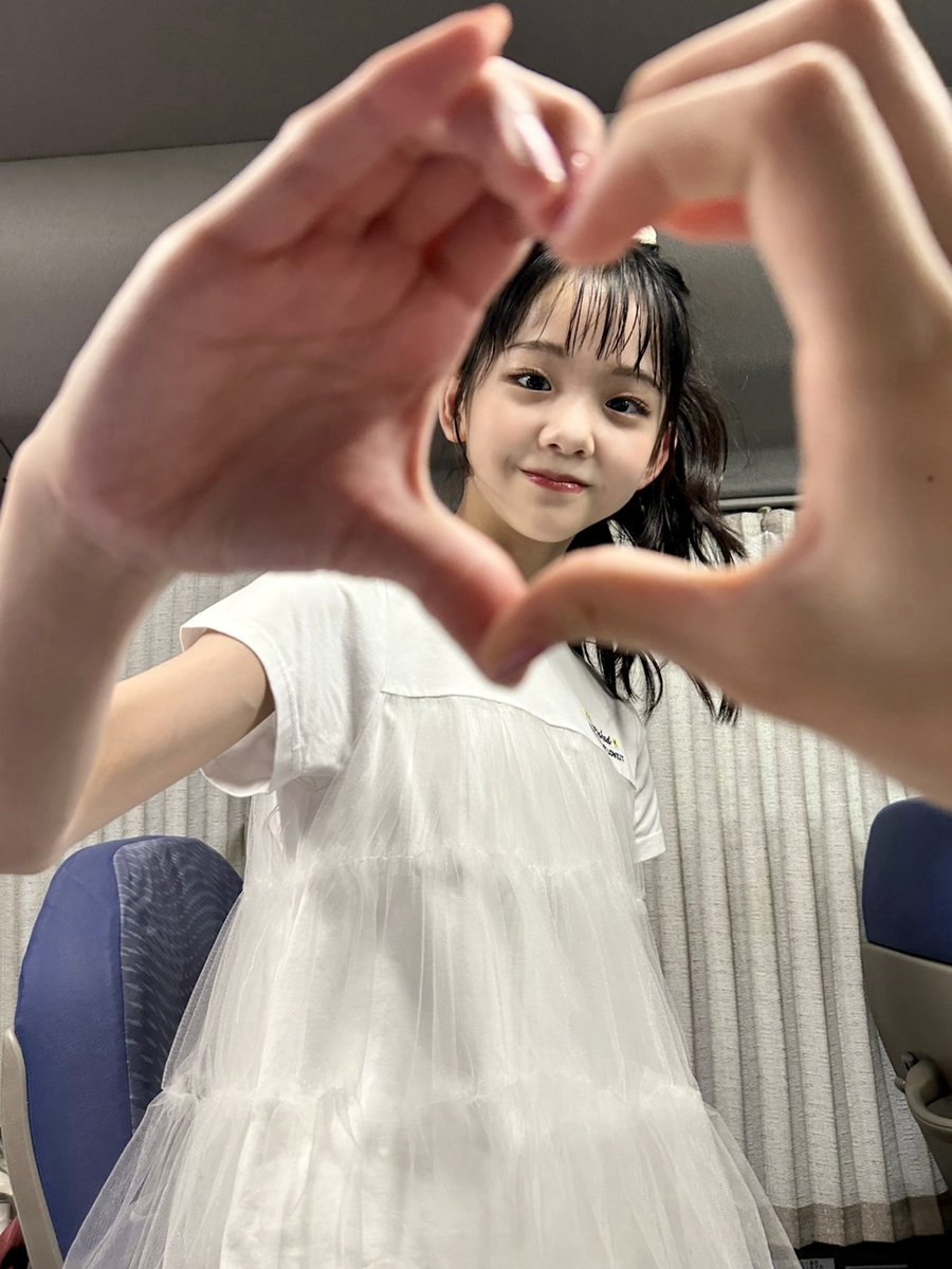 New🎟️ 【山腰 理紗☆ブログ】が更新されたよ💕 ＼ おでかけ夏コーデ