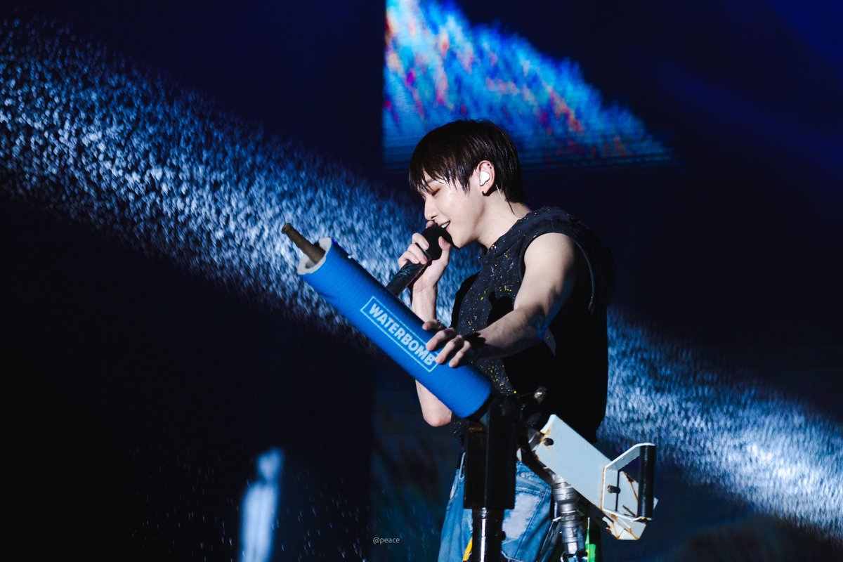 peaceful_time_'s tweet photo. 240727 WATERBOMB TOKYO

#강다니엘 #KANGDANIEL https://t.co/FpbeMJaVe5