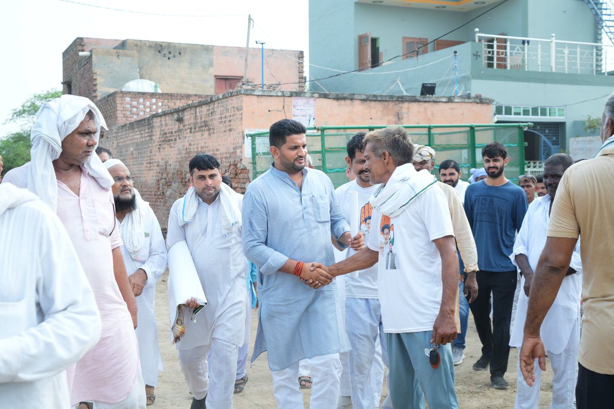 Jassipetwar_inc's tweet photo. 1/2

कल हमारे गांव खेड़ा रांगड़ान और जामनी खेड़ा में “हरियाणा मांगे हिसाब” और “चलो पंचायत चलो वार्ड” कार्यक्रम के तहत समस्त गांव का डोर टू डोर कर अपने बड़े बुजुर्गों, माताओं, बहनों और नौजवान साथियों से आगामी चुनाव के लिए आशीर्वाद लिया।

#Jassi4Narnaund
#नारनौंद_का_जस्सी https://t.co/6ABx3qH2o3