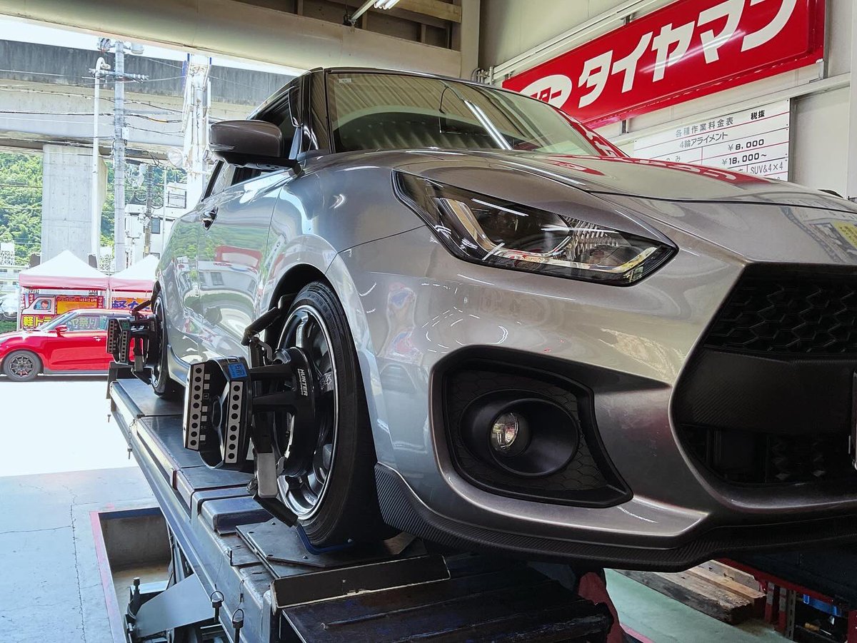 tireplazajp's tweet photo. ZC33S TEIN FLEX Z
取り付け&アライメントです。
作業が暑い💦
めちゃいい汗出るわ💦
仕事終わりの酒の為に汗をかく🍺
車高もいい感じになりました!
暑い中ありがとうございました☺🙏
#zc33s #スイスポ #tein #flexz #車高調 #アライメント #広島県 #安佐南区 #タイヤプラザ https://t.co/t2jYUskztx