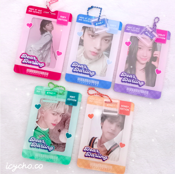 (WW ORDER) ☆ Dear Darling Photocard Holder by <a href="/icycho_co/">vann</a> 

• Meet your dearest Darling in five different colors!
• Material UV printed double-sided acrylic
• Size 7 x 10.5 CM

Shop at lazy-apartment.shop or DM us for bulk orders (more than 10)! 💌

#wwgo #wworder #kpopgo