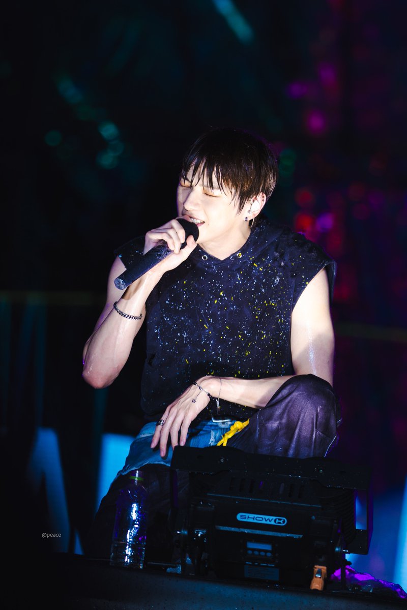 peaceful_time_'s tweet photo. 240727 WATERBOMB TOKYO

#강다니엘 #KANGDANIEL https://t.co/G8Twyi36uN