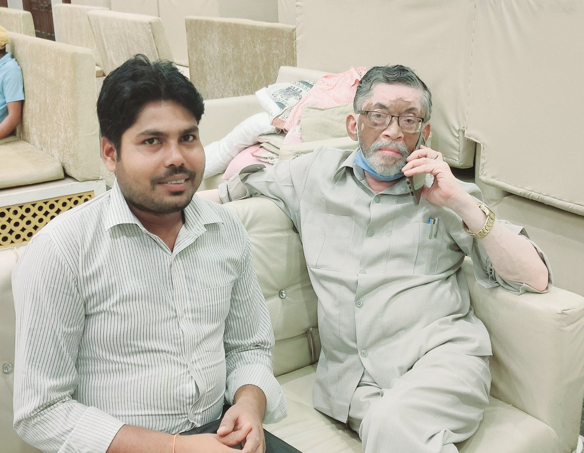 भारतीय जनता पार्टी के वरिष्ठ नेता ,पूर्व केंद्रीय मंत्री एवं बरेली लोकसभा से निरंतर 8 बार सांसद रहे हम सबके नेता आदरणीय #श्री_संतोष_गंगवार_जी को झारखंड के राज्यपाल बनाए जाने पर हार्दिक बधाई एवं शुभकामनाएँ 🙏🙏
<a href="/santoshgangwar/">Santosh Gangwar</a>