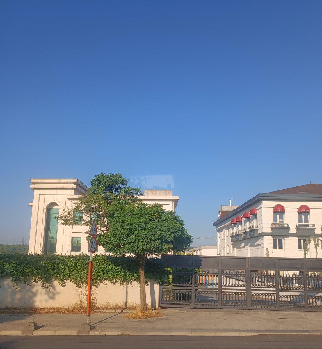 Baba dur anısı büyük bir yerden geçiyoruz 😣 süsöm nerede yaa😣