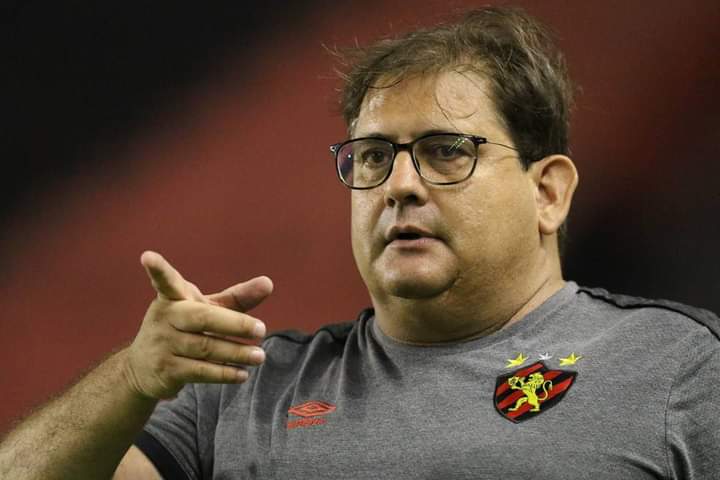 PandaRubronegro's tweet photo. não mim invente de colocar alison cassiano contra o santos https://t.co/NFFrKLMye3