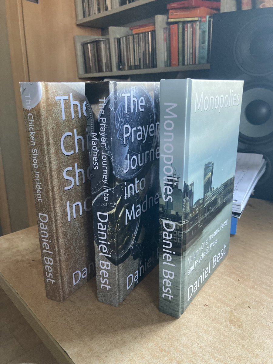 TwoFiveBurn's tweet image. My book collection ❤️