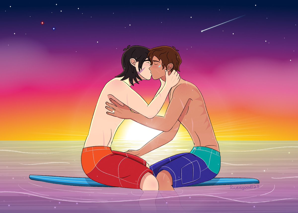 Take you home and show you the sun 

Happy birthday, Lance 💙

 #julance #klance #vld #voltron