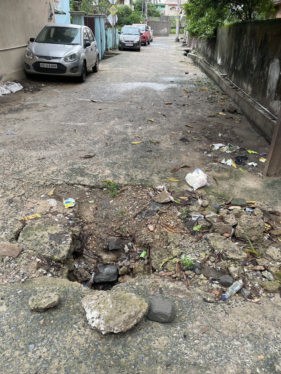 rabidash's tweet photo. @SMC_Sambalpur The damaged culvert is still in the same condition even today. Concerned authorities must take immediate necessary action to repair the same. https://t.co/qzNvlpsYQo