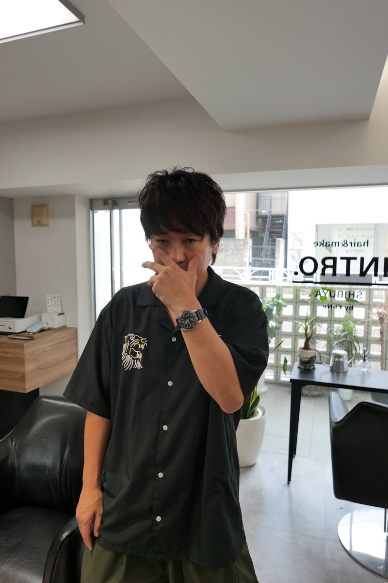 hiroto_takabe's tweet photo. ぺこぱ　松陰寺様.

カットでヘアメンテナンス.

松陰寺さんありがとうございました☺️

#ぺこぱ
#松陰寺　様 https://t.co/2crW81CbeA