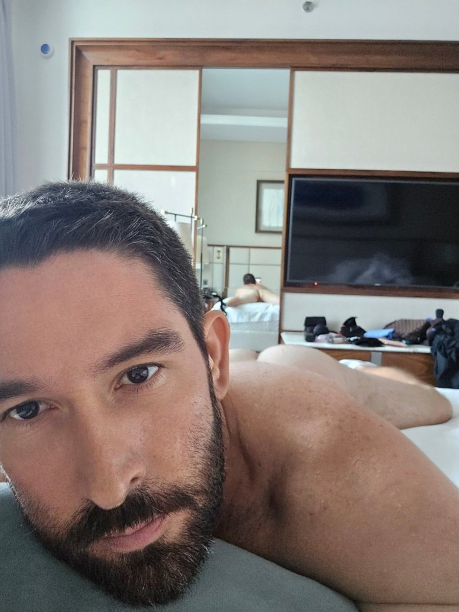 onlyfans.com/nrafael
#gay #xxx #gaymen #bi