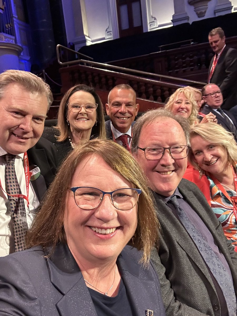 Donna Davis tweet media