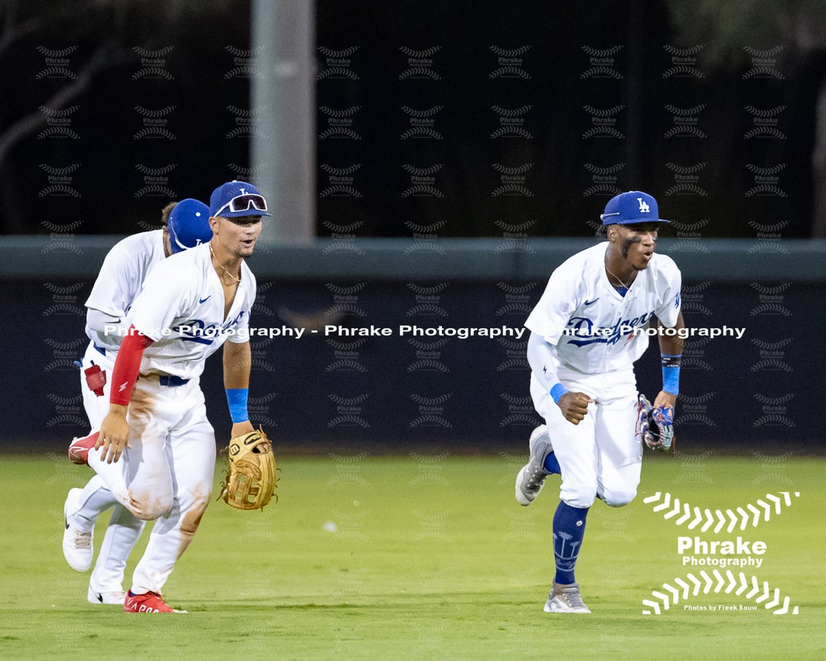 phrakephoto's tweet photo. ACL Dodgers to the ACL Finals agains the ACL DBacks #GanaronLosDodgers #DodgersWin
#itstimefordodgerbaseball
@milb
#losangelesdodgers
#LetsGoDodgers
#dodgers #SiempreLA
#AlwaysLA #dodgersmilb #itfdb
@FutureDodgers @DodgerFarm @dodger_daily
#losdoyers
#ACL #ArizonaComplexLeague https://t.co/GFm2tLbowW