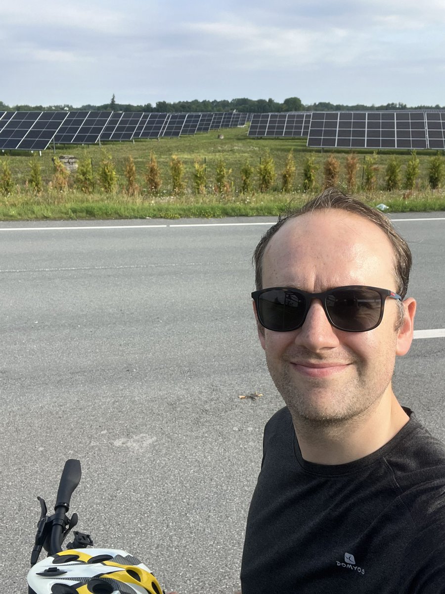 DCEstUK's tweet photo. Solar powered cycling @COMODULE #Ampler 🇪🇪 🚲 https://t.co/rztyJp3IHt
