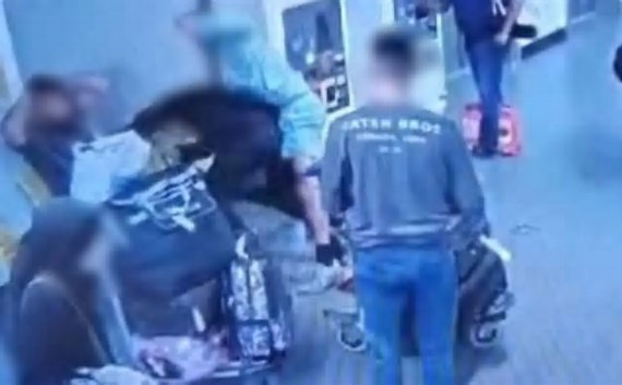 PFr1end's tweet image. When terrorists threatened the safety of politicians, police officers put their lives on the line

When police officers needed the support of leading politicians, Keir Starmer, Yvette Cooper, Andy Burnham turned their backs

Starmer, Cooper, Burnham, you are spineless cowards