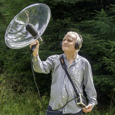 nickpennymusic's tweet photo. Countryfile's programme this evening is based in the Fens. But it also includes a film about my birdsong recordings in Southwick Wood.
The programme starts at 7pm on BBC2. https://t.co/0HCts0iobC