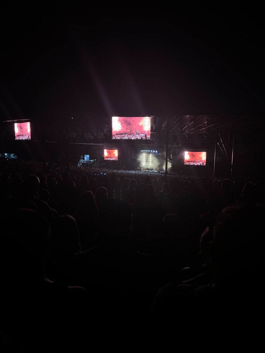 Watched a lot of the <a href="/Creed/">Creed</a> set tonight, I had to walk out. As a Christian band I really didn’t get why they used red lights for their big guitar parts. If we really wanted to let Jesus in tonight we would’ve celebrated him another way. 
Peace and love always 
Suntitle