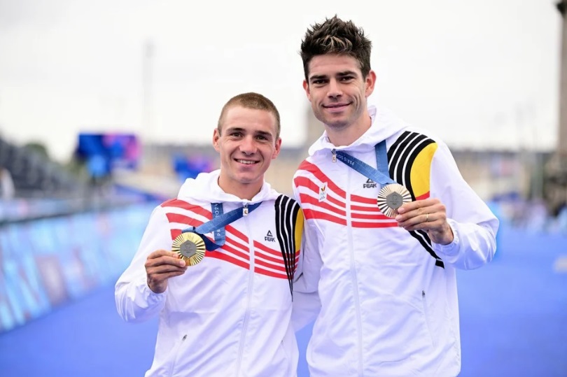 E3 Saxo Classic (@e3saxoclassic) on Twitter photo FENOMENAAL
Wielergeschiedenis geschreven!
Proficiat <a href="/EvenepoelRemco/">Remco Evenepoel</a> en <a href="/WoutvanAert/">Wout van Aert</a>
#e3saxoclassic FENOMENAAL
Wielergeschiedenis geschreven!
Proficiat <a href="/EvenepoelRemco/">Remco Evenepoel</a> en <a href="/WoutvanAert/">Wout van Aert</a>
#e3saxoclassic